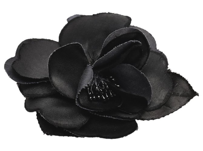 Broche Chanel Camélia Noir Tissu  ref.221561