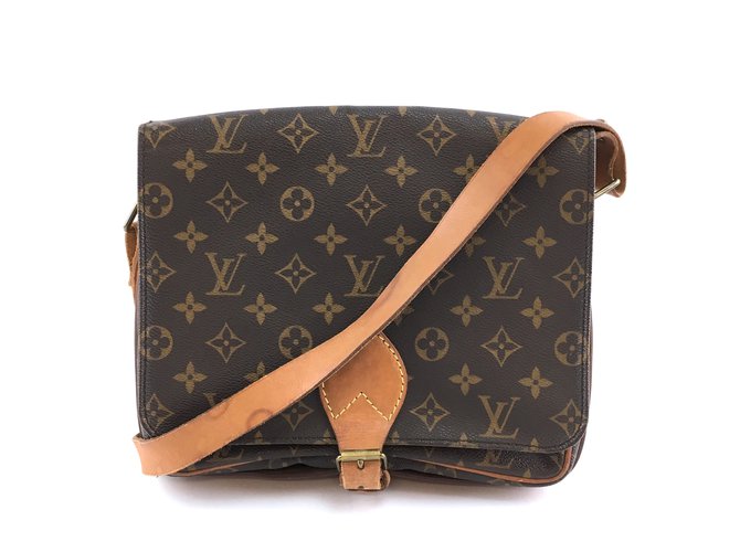 louis vuitton cartouchiere gm