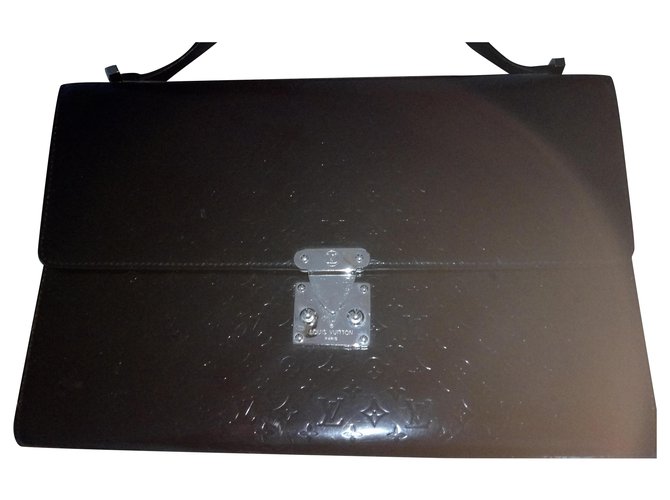 Deauville Louis Vuitton Anouchka clutch Black Patent leather  ref.221774