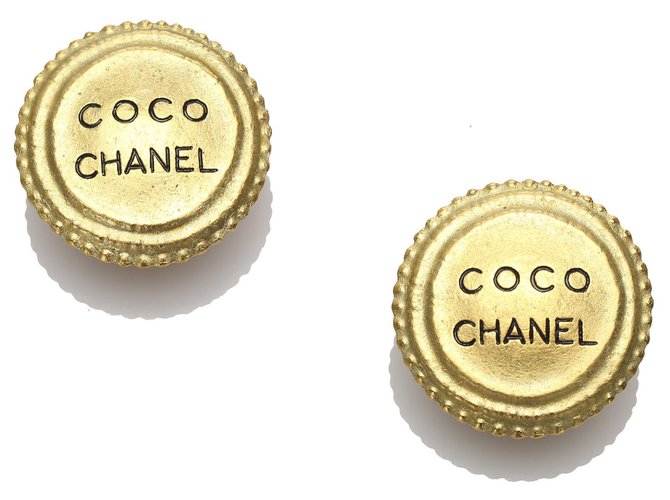 Brincos Chanel Gold Redondos Clipados Dourado Metal  ref.221917