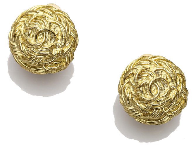 Boucles d'oreilles clips Chanel Gold CC Métal Doré  ref.221958