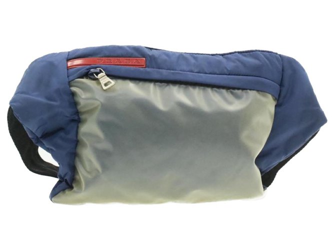 Prada Clutch Bag Navy blue Synthetic  ref.222112