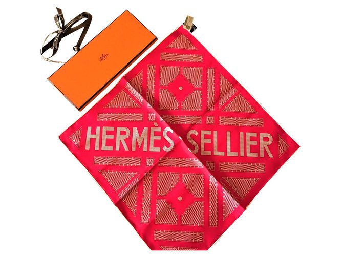 Gavroche Hermès Soie Rouge  ref.222343