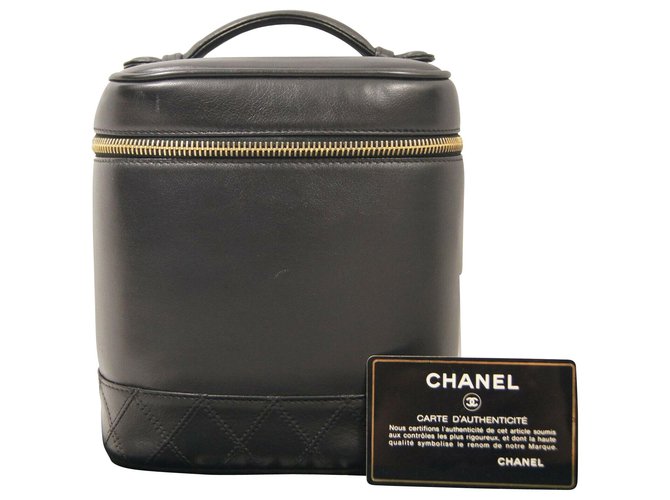 Chanel Vanity Black Leather  ref.222394