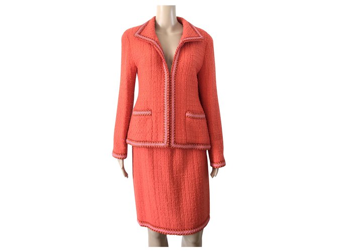 Chanel Orange suit Wool  ref.222414