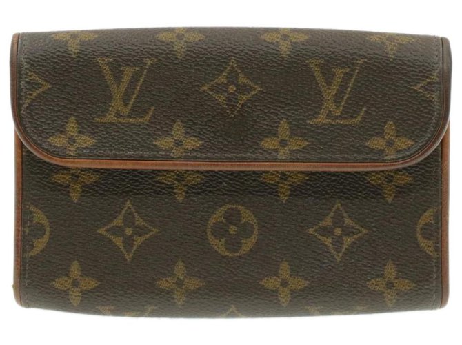 Louis Vuitton Florentine Brown Cloth  ref.222435