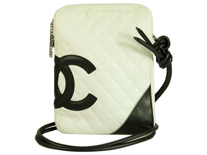 CHANEL Ligne Cambon Messenger White and Black Quilted Bag