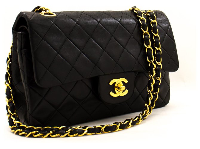 Chanel 2.55 solapa forrada 9Bolso de hombro con cadena de piel de cordero negro Cuero  ref.222752