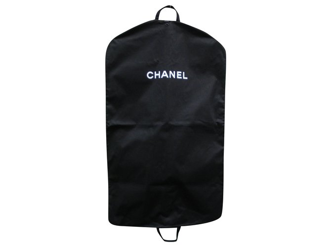 Chanel Bolsa de viaje Negro Lienzo  ref.222808