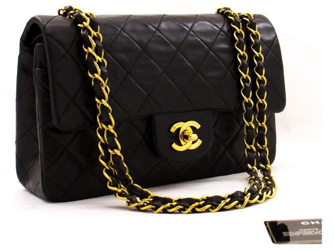 Chanel 2.55 aleta forrada 9"Bolsa de Ombro em Corrente Pele de Cordeiro Preta Preto Couro  ref.223129