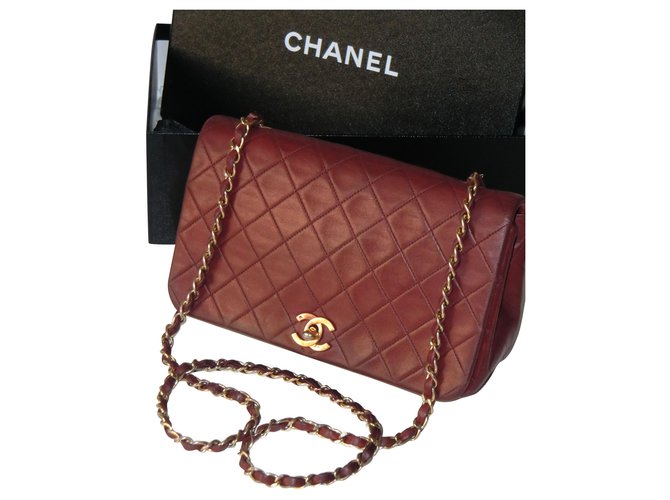 Bolso Mademoiselle Chanel Burdeos Piel de cordero  ref.223135
