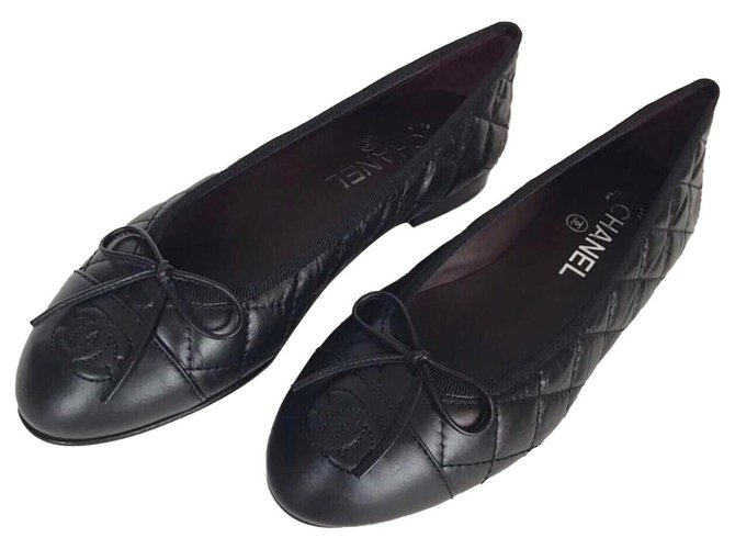 CHANEL BALLERINES BALLERINE BALLET FLATS QUILTED WITH BOX Cuir Noir  ref.223446