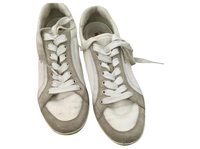 Prada Sneakers Suede Cuir Tissu Blanc Gris  ref.223469