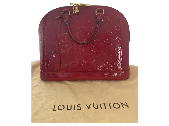 Louis Vuitton alma vernis PM Rosa Couro envernizado  ref.223774