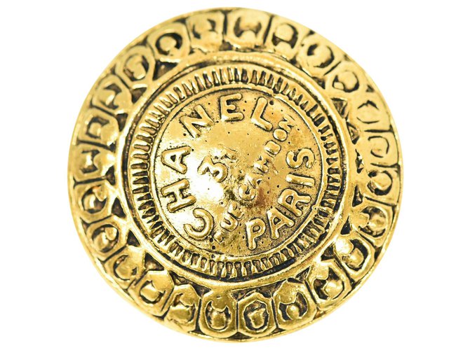 Broche de Chanel Dorado Chapado en oro  ref.223941