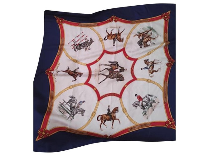 Raro pañuelo de seda de Hermès con el tema de la Escuela de Equitación Francesa Multicolor  ref.224412