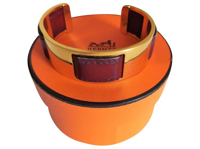 Prächtiges goldenes Messingarmband von Hermès aus goldenem Kalbsleder Braun