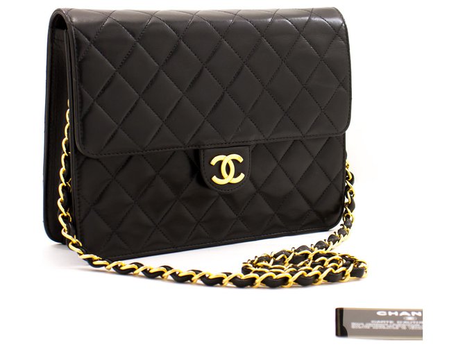 CHANEL Small Chain Shoulder Bag Clutch Black Quilted Flap Lambskin Leather  ref.224778