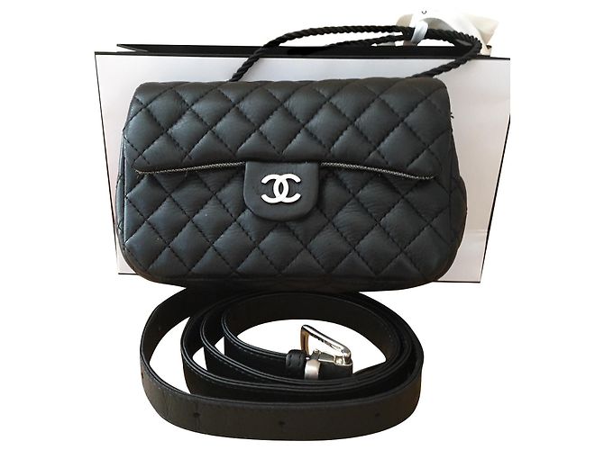UNIFORME DELLA BORSA A CINGHIA DI CHANEL Nero