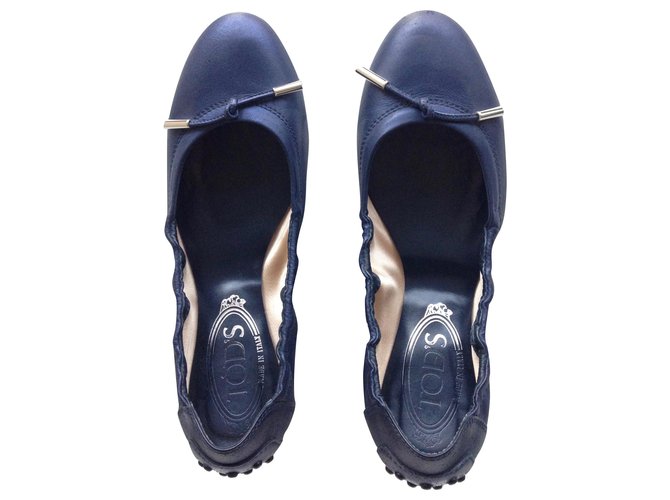 Tod's Ballet flats Navy blue Leather  ref.224856