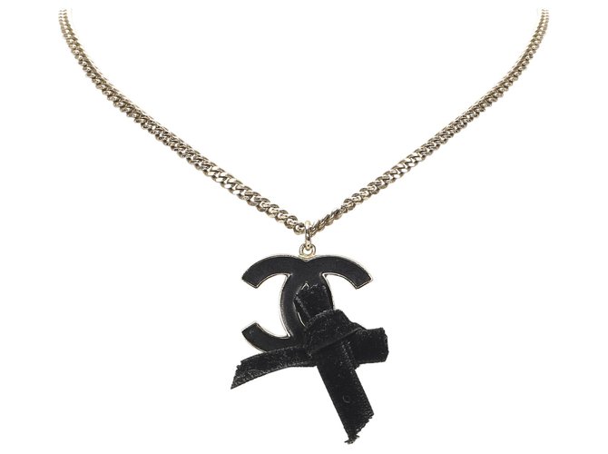 Collier à pendentif ruban CC noir Chanel Métal  ref.224985