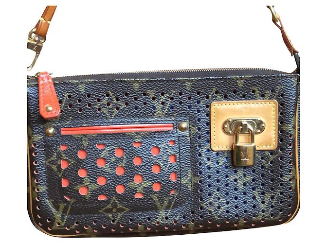 Louis Vuitton Clutch Tasche Braun Stoff