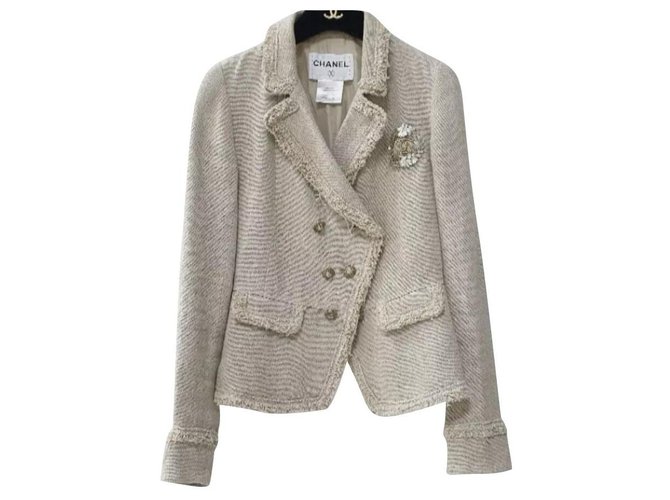 Chanel 10A Beige Crested lined Breasted Jacket Sz.38 Linen  ref.225223