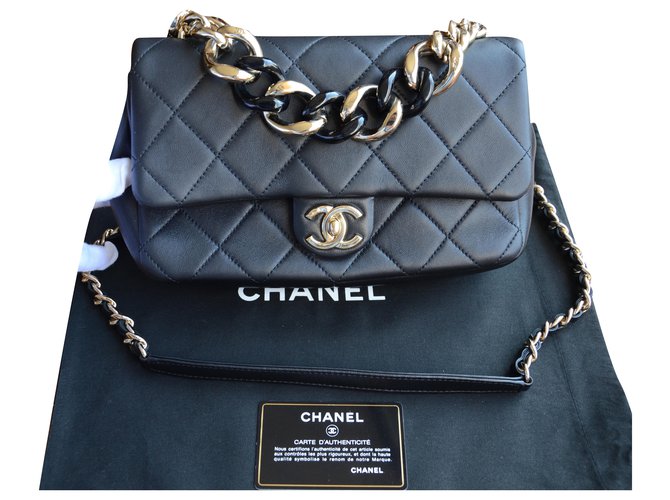 Chanel Flap Bag Cruise 2020 Black Golden Leather ref.225257 - Joli Closet