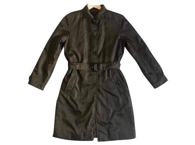 Trench Prada in nylon verde oliva