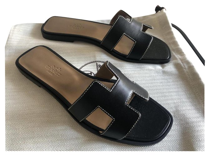 Hermès HERMES ORAN SANDALS NEU SCHWARZ Leder  ref.225292