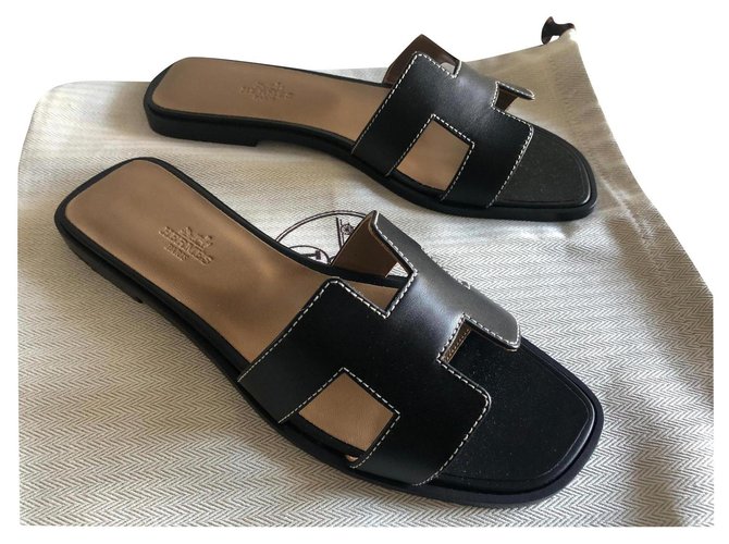 Hermès HERMES ORAN SCHWARZE SANDALEN NEU Leder  ref.225460