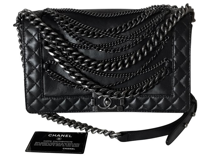Chanel Medium Enchained Boy Flap Bag Limited Edition Schwarz Leder  ref.225535