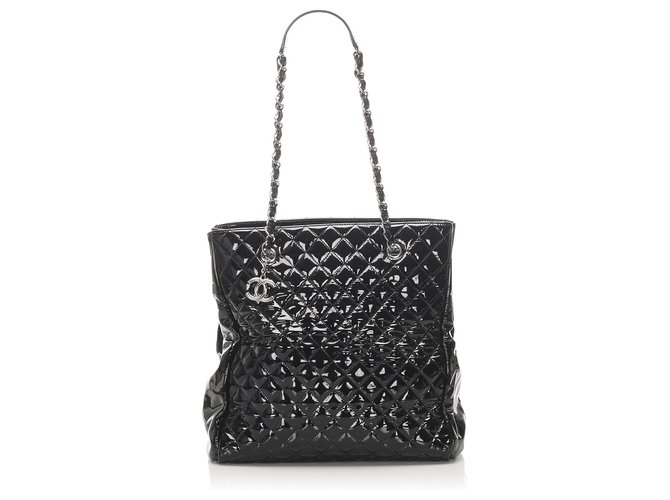 Chanel Black Matelasse Patent Leather Tote Bag  ref.225637