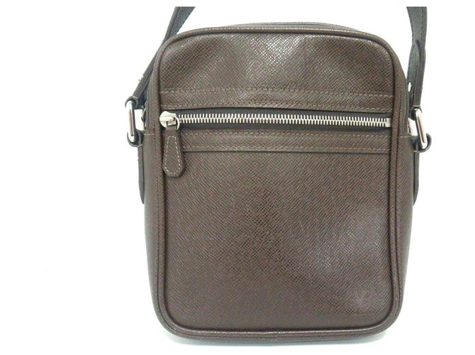 Louis Vuitton Dimitri Brown Leather  ref.225735