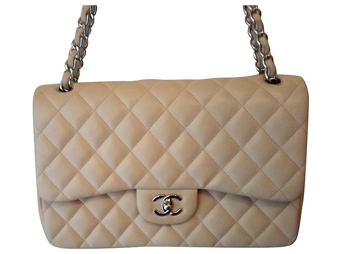 Chanel Timeless Jumbo Beige