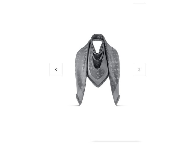 Louis Vuitton Logomania glänzt antracite Grau Seide  ref.225956