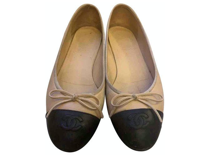 Chanel Flats Beige Leather  ref.226009