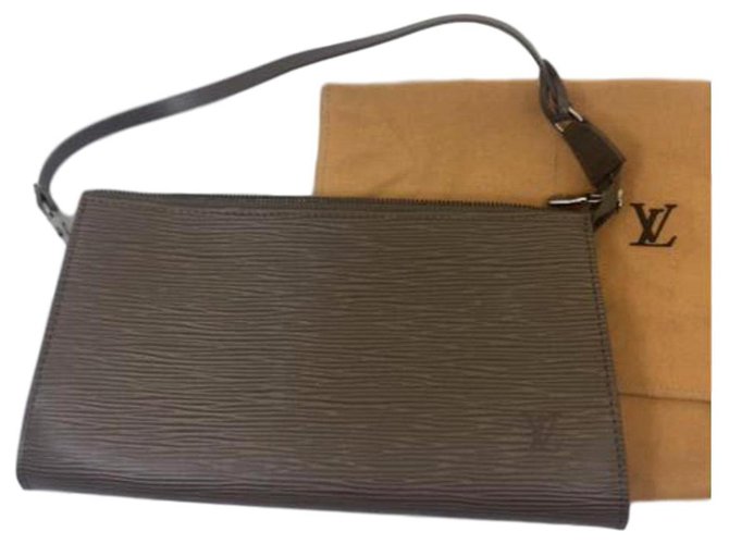 Louis Vuitton Epi pouch bag Taupe Leather  ref.225786