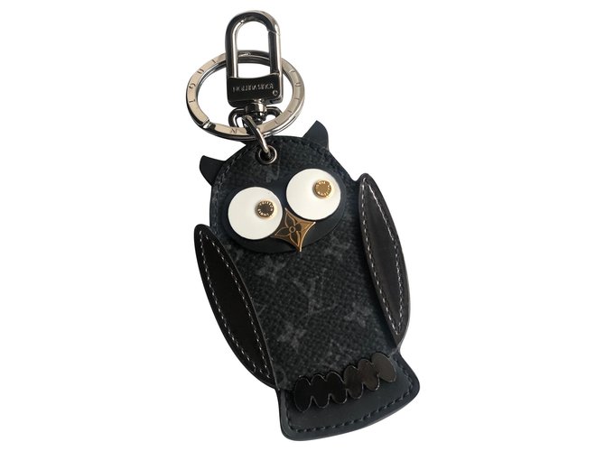 Louis Vuitton Porte-clés LV Owl Cuir Gris  ref.225966