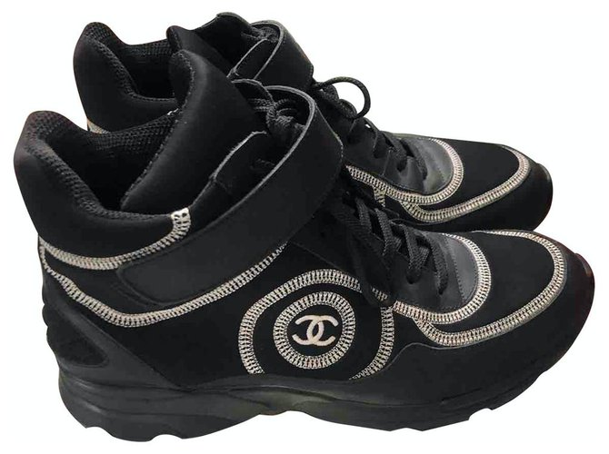 Chanel sneakers Cuir Noir  ref.226115