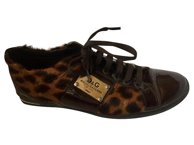 Dolce & Gabbana Dolce & Gabbane leopardo con cordones de piel de potro Estampado de leopardo