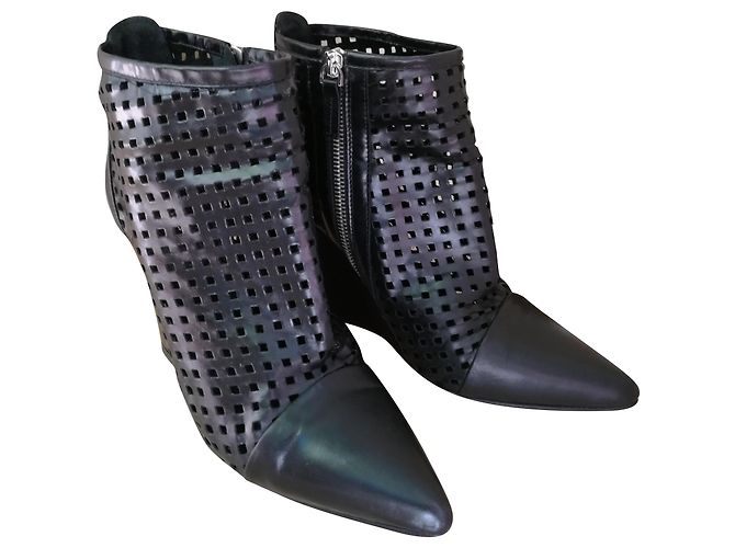 Sandro Black Leather Ankle Boots 10cm Heel