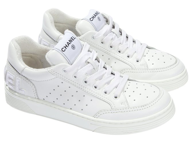 Chanel 20P Sneakers White calf leather Leather Low Top Lace Up Trainers  Size EU 38.5