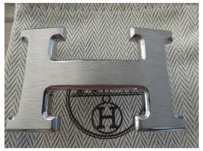 Hermès Schleife 5382 aus gebürstetem palladiumbeschichtetem Stahl Silber  ref.226656