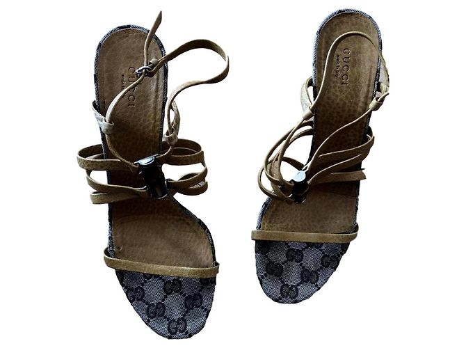 Saltos Gucci Icon bambu GG couro bege