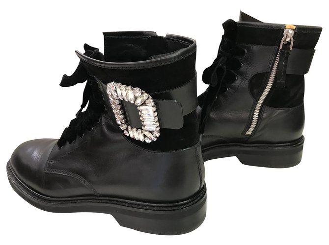 Roger Vivier Boots Black Leather  ref.226765