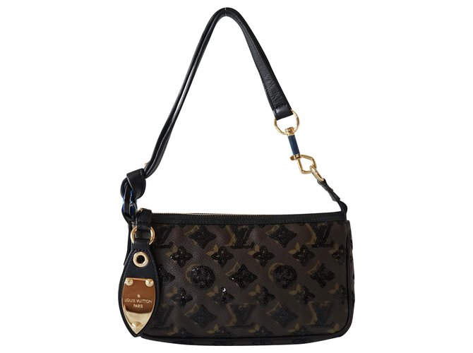 Louis Vuitton Clutch bags Brown Black Leather  ref.226786
