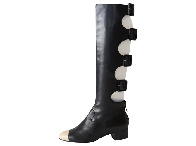 Chanel Boots Black Leather  ref.226792