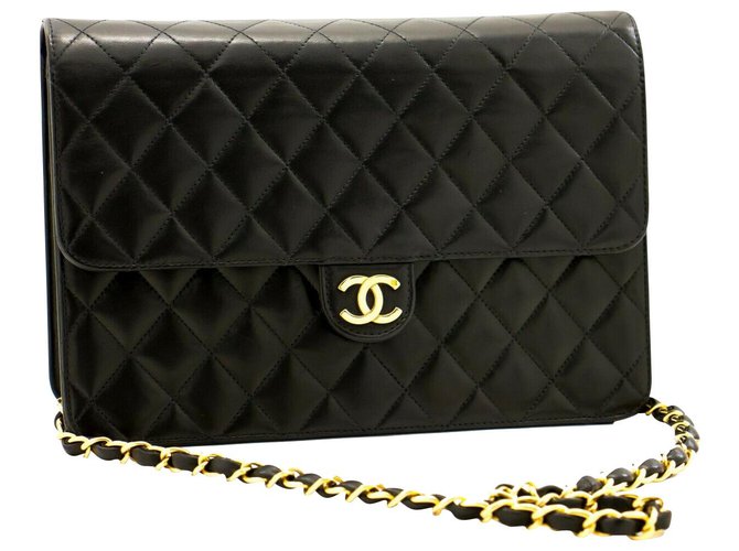 Chanel Flap Bag Negro Cuero  ref.226817