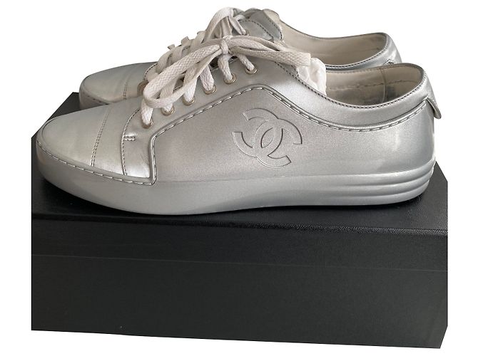 SNEAKERS CHANEL ARGENTO , taille 40,5